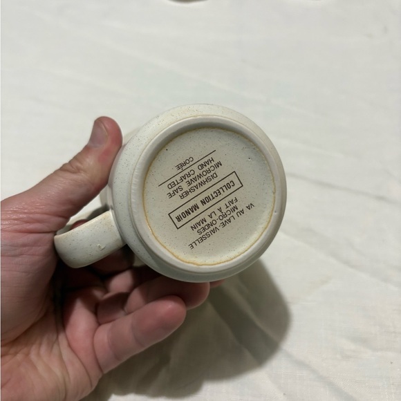 Cream Ceramic Mug with Brown Design - Picture 4 of 6